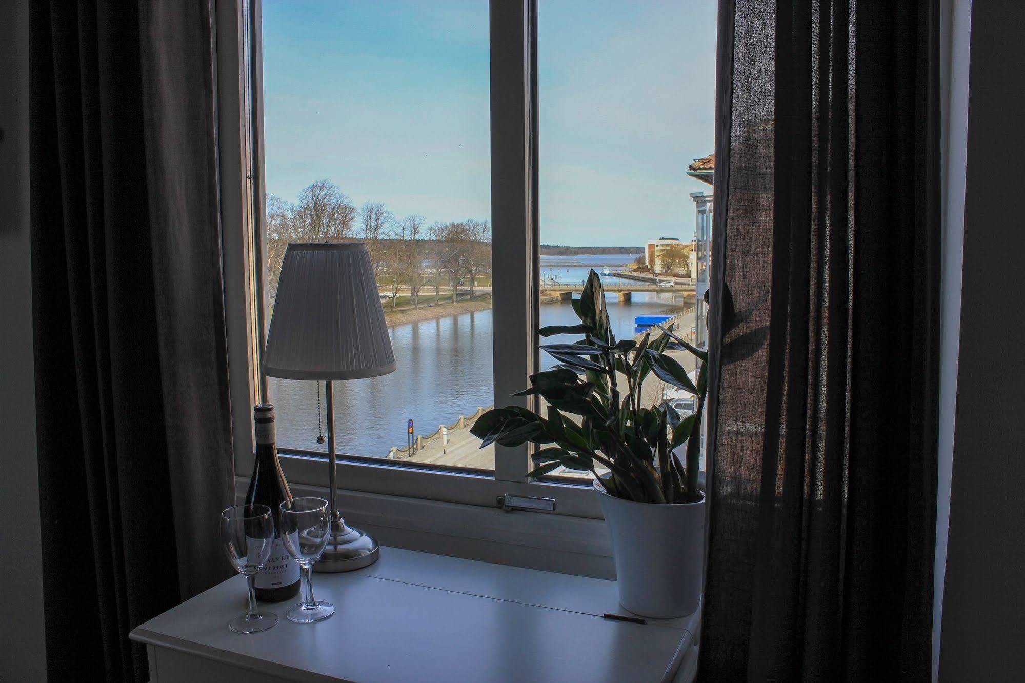 Strand Hotell Vänersborg Exterior foto
